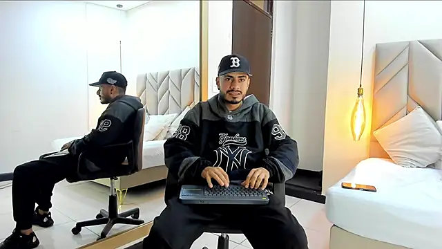 MatthewCullen online show from 02/02/26, 04:22