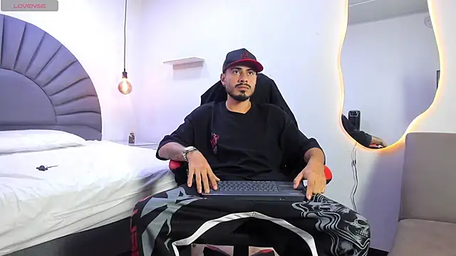 MatthewCullen online show from 04/13/26, 03:23