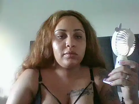 Snapshot of NikkiBoo90 chatting on 11/30/25, 04:55 NikkiBoo90 online show from 11/30/25, 04:55