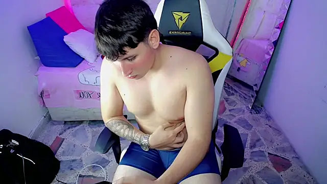 d moneyy  online show from 12/15/25, 03:22