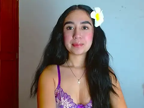 SiennaLorens online show from 03/04/26, 09:26