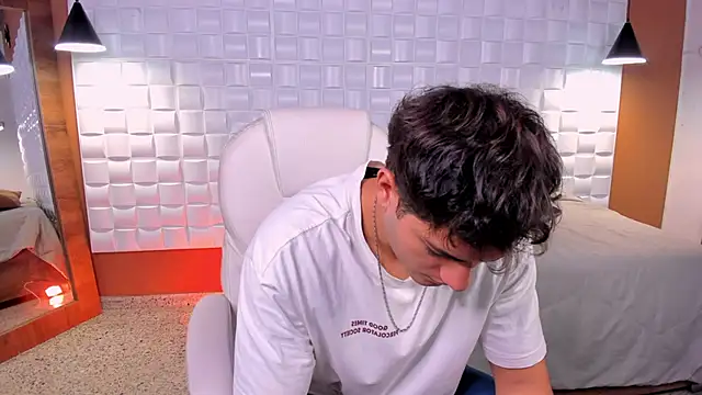 KaelSwitch online show from 12/19/25, 07:54