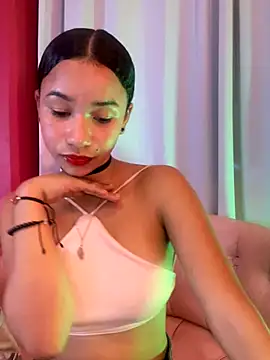 ZoeyFierce online show from 12/15/25, 07:40