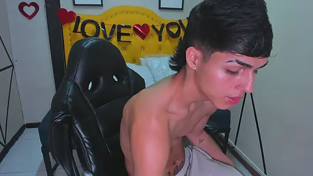 Ethan Jamees online show from 02/13/26, 08:05