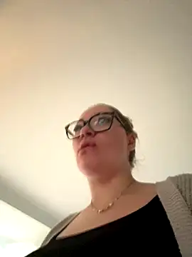 mellixxa online show from 12/04/25, 02:48