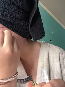 mellixxa online show from 12/19/25, 01:29