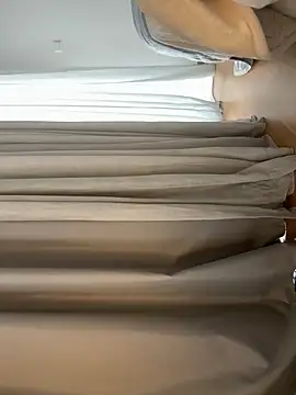 madlynginger online show from 12/03/25, 12:25