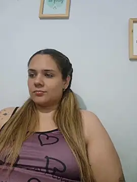 Snapshot of LoreinnFox chatting on 05/02/26, 03:55 LoreinnFox online show from 05/02/26, 03:55
