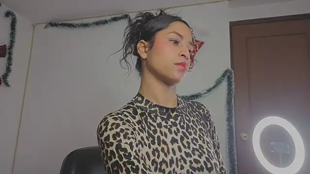 MarillynMorgan online show from 12/04/25, 03:10