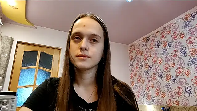 SophieHazely online show from 12/23/25, 01:58