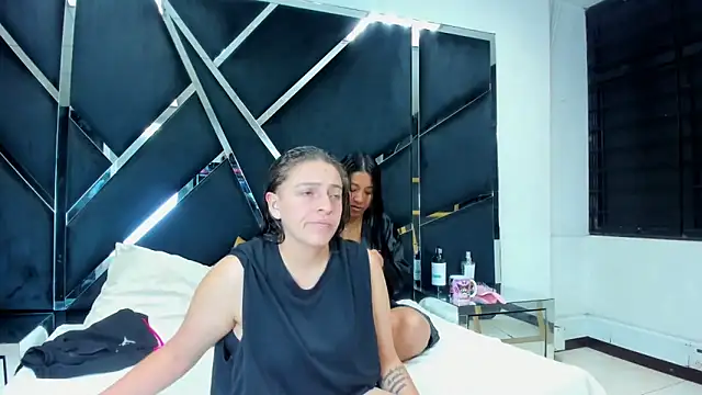 Alyssa Noah online show from 04/12/26, 03:44