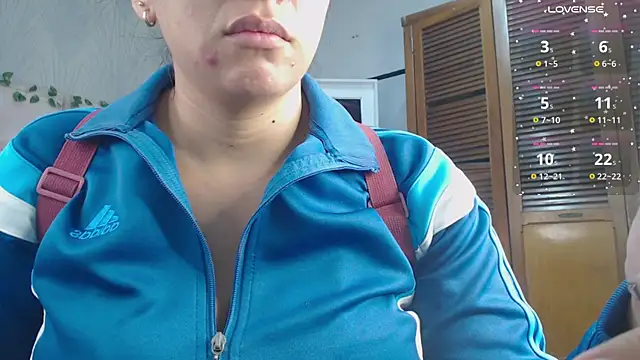 KaylaVonn online show from 12/17/25, 05:02