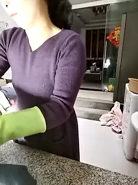 mimi2052 online show from 12/20/25, 01:12