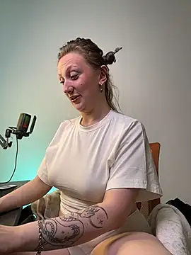 Helga vibe online show from 07/18/26, 02:10
