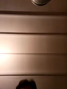 Denisxsxs online show from 11/28/25, 07:49