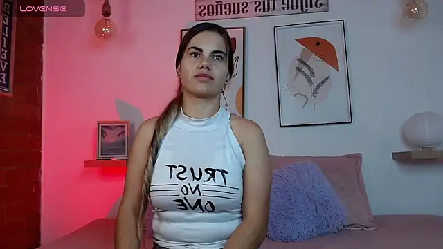 Snapshot of yeimi_eclipse chatting on 11/30/25, 02:59 yeimi eclipse online show from 11/30/25, 02:59