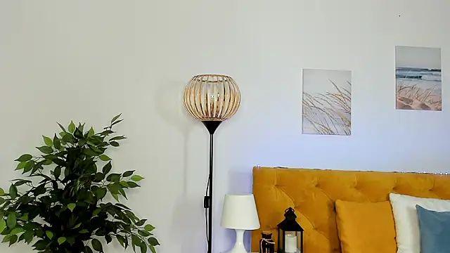 Snapshot of Vonen_Ray chatting on 02/09/26, 09:35 Vonen Ray online show from 02/09/26, 09:35