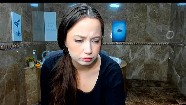 Carolina-sky online show from 05/05/26, 01:13
