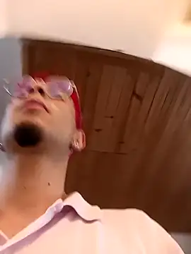 2 milo verus 4 online show from 12/02/25, 07:53