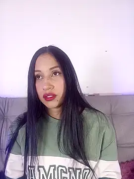 Taylor  Swiftt online show from 04/04/26, 01:59