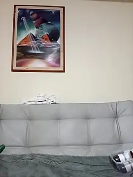 Taylor  Swiftt online show from 04/17/26, 01:08