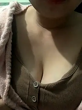 Snapshot of Anna-sexyy chatting on 12/03/25, 12:18 Anna-sexyy online show from 12/03/25, 12:18