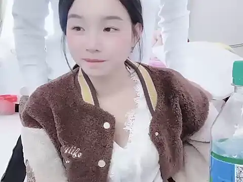 Snapshot of molihua_7788 chatting on 11/28/25, 06:16 molihua 7788 online show from 11/28/25, 06:16