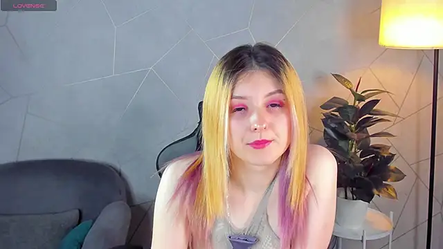 Snapshot of Diana_Davis chatting on 11/28/25, 04:26 Diana Davis online show from 11/28/25, 04:26