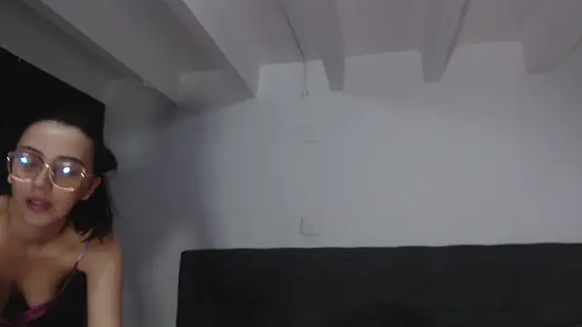 Snapshot of abigail_smith15 chatting on 02/05/26, 03:22 abigail smith15 online show from 02/05/26, 03:22