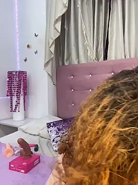 Valery Roussee01 online show from 12/04/25, 04:11