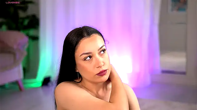 LaraCullen online show from 12/20/25, 07:32