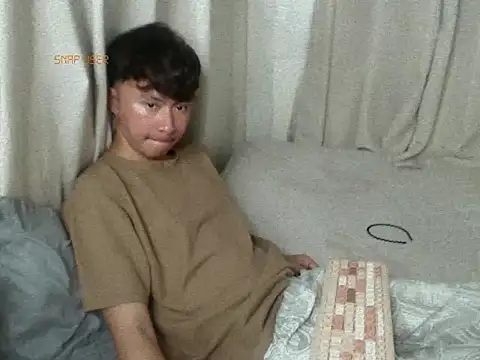 asiantwink0000 online show from 11/29/25, 12:52