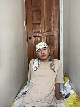 asiantwink0000 online show from 02/05/26, 11:53