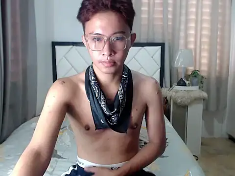 asiantwink0000 online show from 02/13/26, 06:31