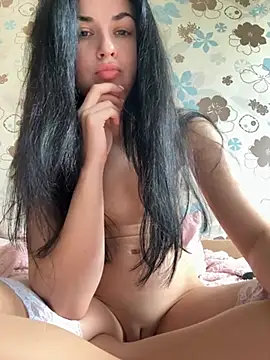 Snapshot of LisaFoxxy444 chatting on 07/14/26, 10:21 LisaFoxxy444 online show from 07/14/26, 10:21