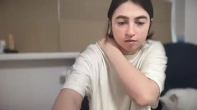 Aphr0ditee online show from 05/07/26, 03:39