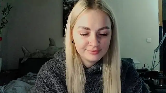 Whitehex666 online show from 11/30/25, 04:44