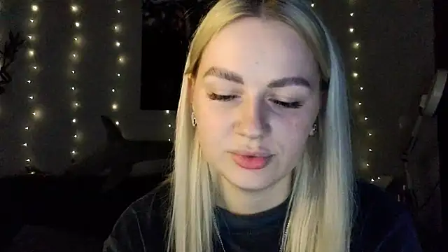 Whitehex666 online show from 12/04/25, 04:38