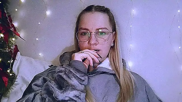 Whitehex666 online show from 01/05/26, 05:38