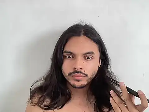 Snapshot of Lukathin chatting on 11/29/25, 05:38 Lukathin online show from 11/29/25, 05:38