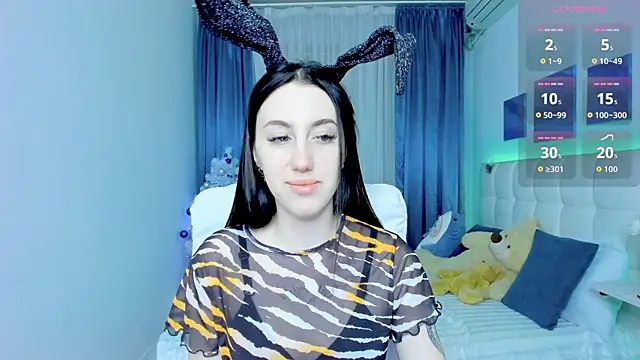 Miss  Linn online show from 01/12/26, 10:31