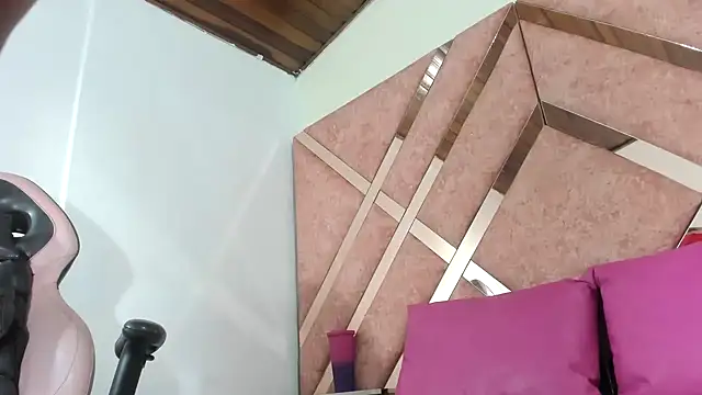 Valeria gil  online show from 02/12/26, 03:23