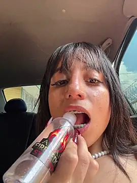 Mia fiire online show from 02/27/26, 07:14