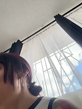 Mia fiire online show from 04/08/26, 07:14