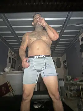 PabloGuzman11 online show from 06/26/26, 05:45