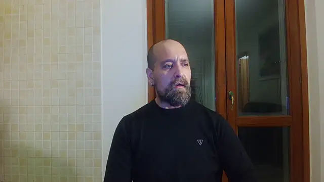 Snapshot of AMIRDIB2025 chatting on 02/14/26, 06:04 AMIRDIB2025 online show from 02/14/26, 06:04