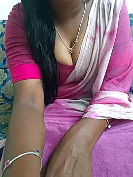 Snapshot of tamil__naughtykanmani chatting on 06/24/26, 08:35 tamil naughtykanmani online show from 06/24/26, 08:35