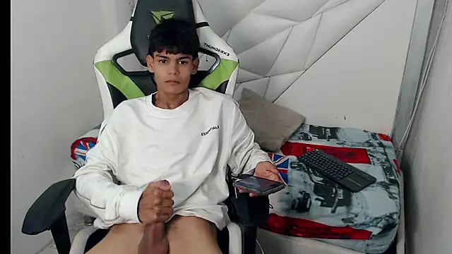 Lil babyyy  online show from 12/16/25, 04:39