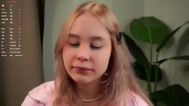 AunclreaVache online show from 03/25/26, 11:05