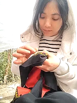 Alibabapi online show from 03/19/26, 02:48